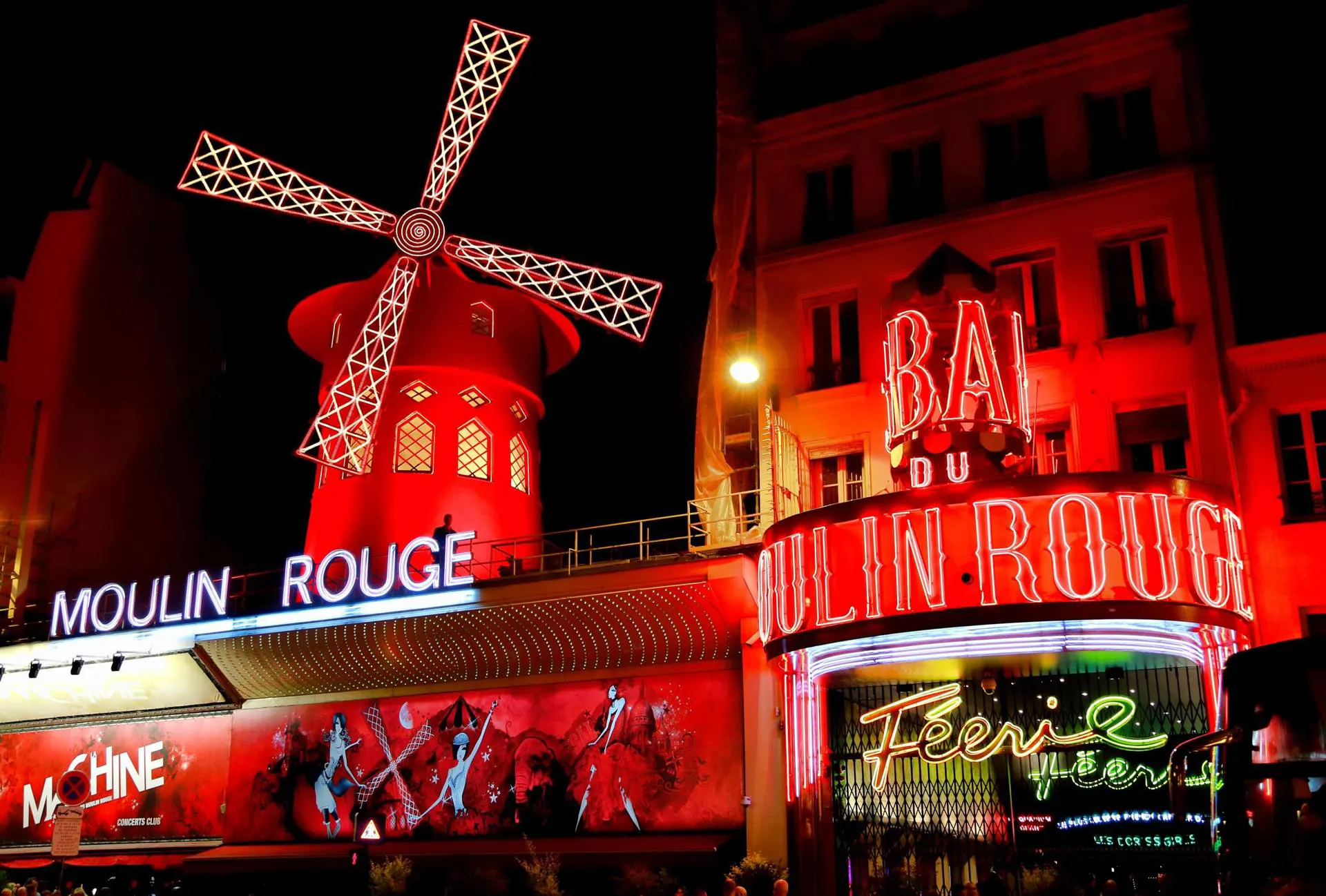 Paris Moulin Rouge Image
