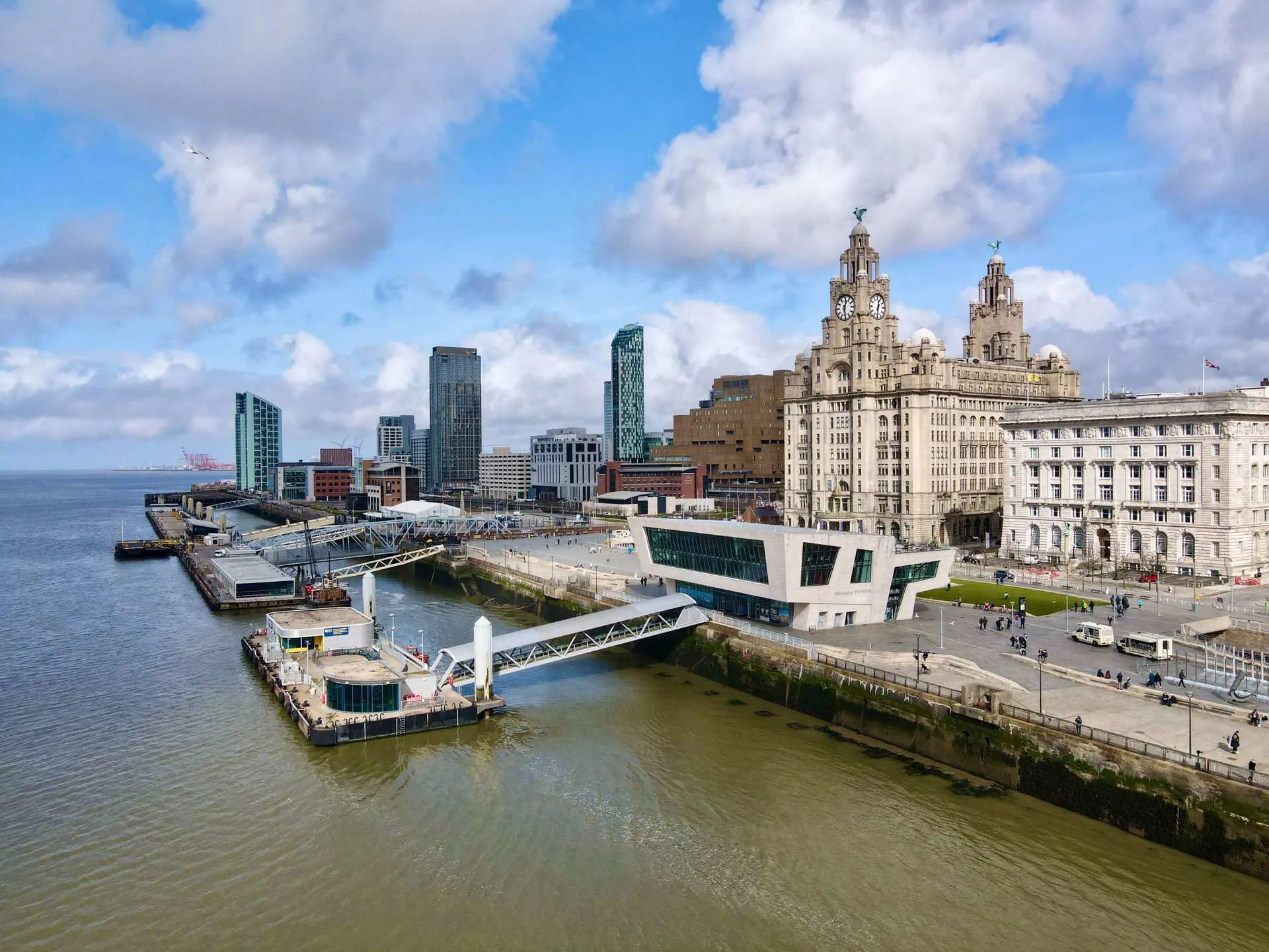 Liverpool - Docks Liver Building Image