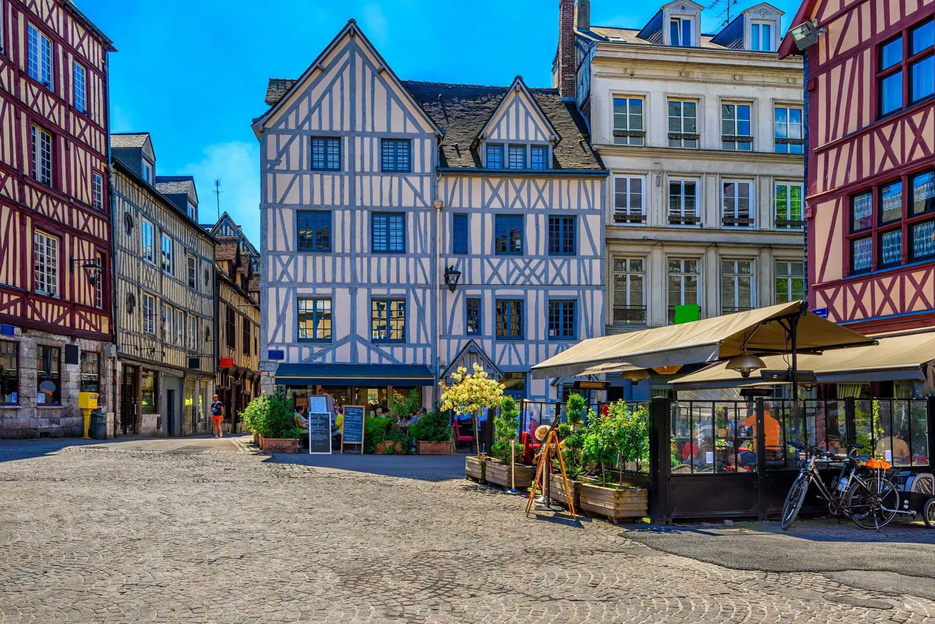 Normandy - Street Buildings Image