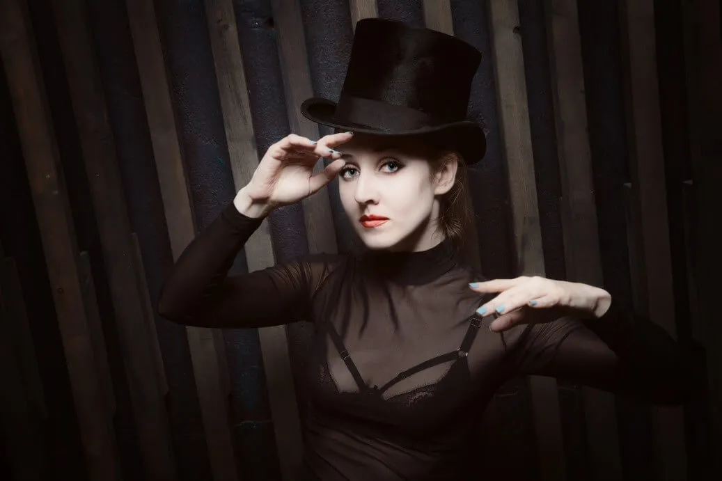 Edinburgh St Marys Close Image